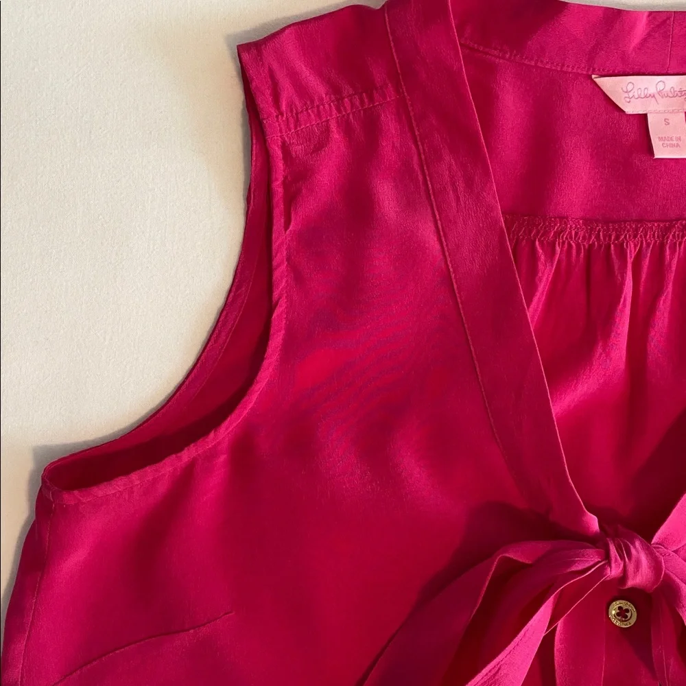 Lilly Pulitzer Raleigh Fuchsia Sleeveless Kitty Bow Blouse in Kissy Pink Small - Picture 11 of 16